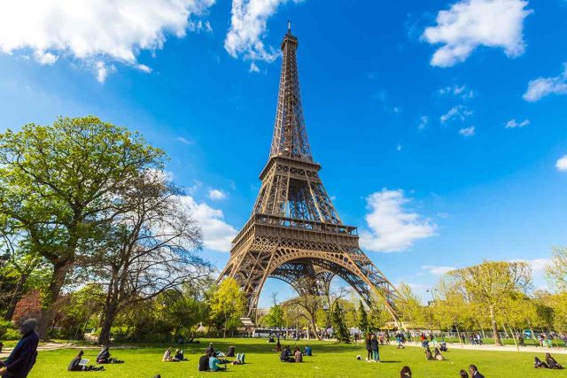 https://www.brighteryou.or.id/wp-content/uploads/2019/03/inner_image_06-640x427.jpg